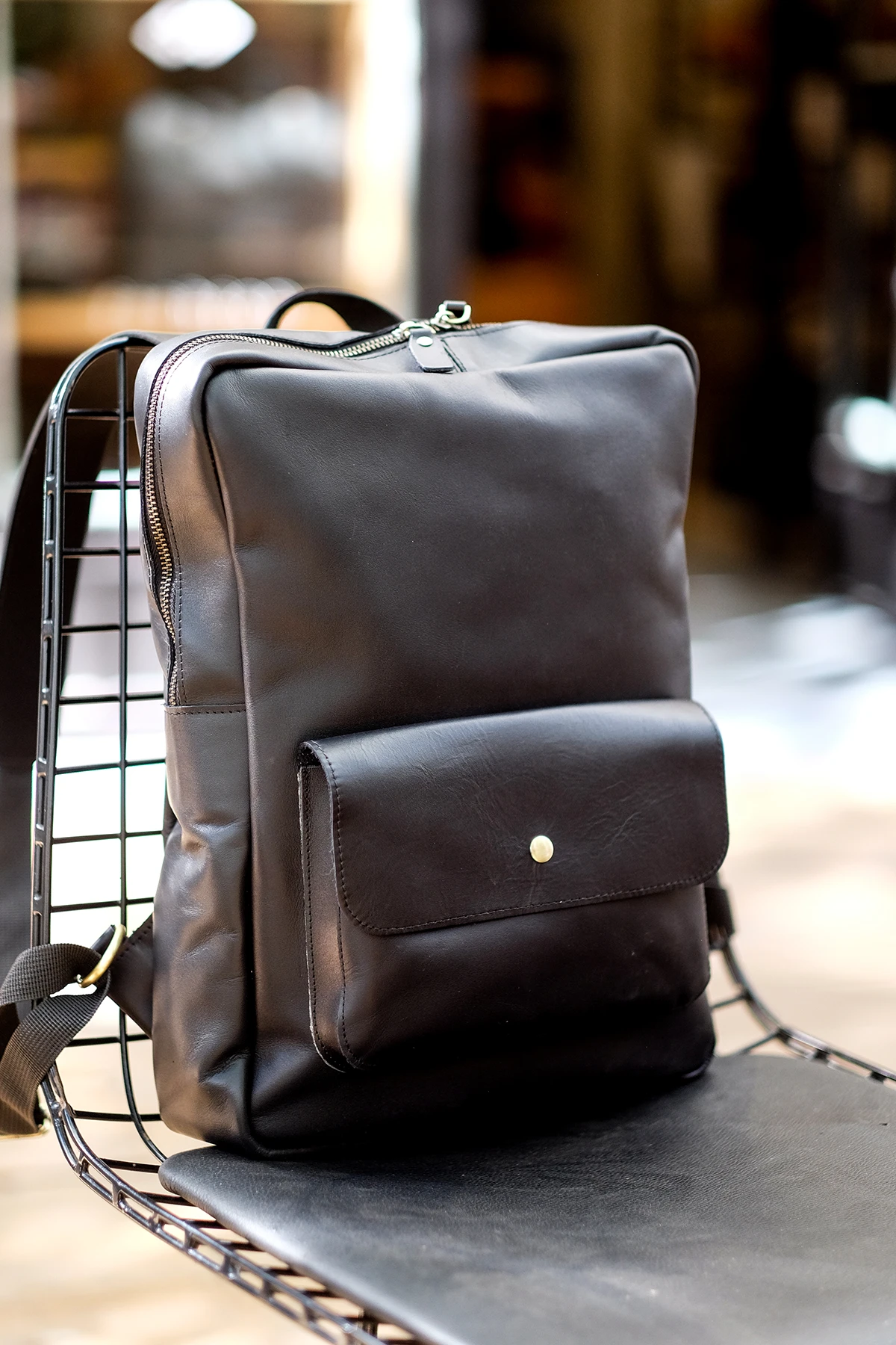 Flat-1 / Derin Siyah